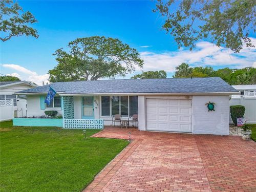 805 E 15th Ave, NEW SMYRNA BEACH, FL, 32169-3403 | Card Image