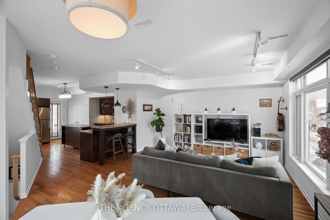 1 - 4 Sherbrooke Ave, Condo with 2 bedrooms, 1 bathrooms and 1 parking in Ottawa ON | Image 17
