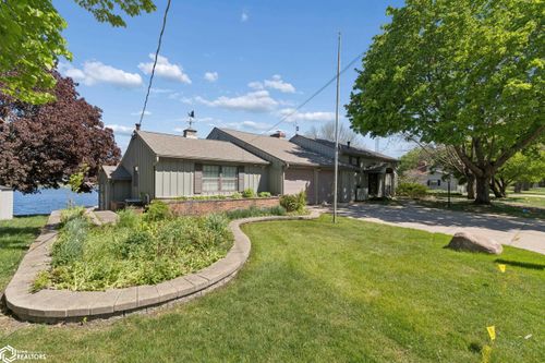 278 Lakeview Dr, Mason City, IA, 50401-1620 | Card Image