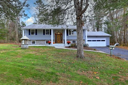 7 Deerfield Dr, Sandy Hook, CT, 06482-1305 | Card Image