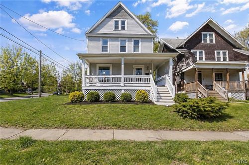 125 Kensington & Lancaster Road, Syracuse, NY, 13210 | Card Image