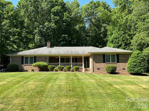 239 Hickory Lane Dr, Mount Holly, NC, 28120-9208 | Card Image