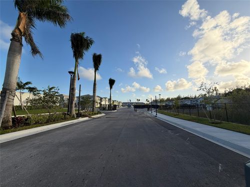 1131 Se 2nd St, Florida City, FL, 33034-5783 | Card Image