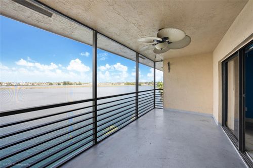 402-3-471 Ives Dairy Rd, Miami, FL, 33179 | Card Image
