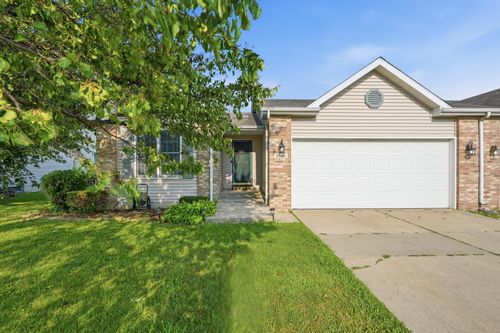8781 Monroe St, Merrillville, IN, 46410 | Card Image