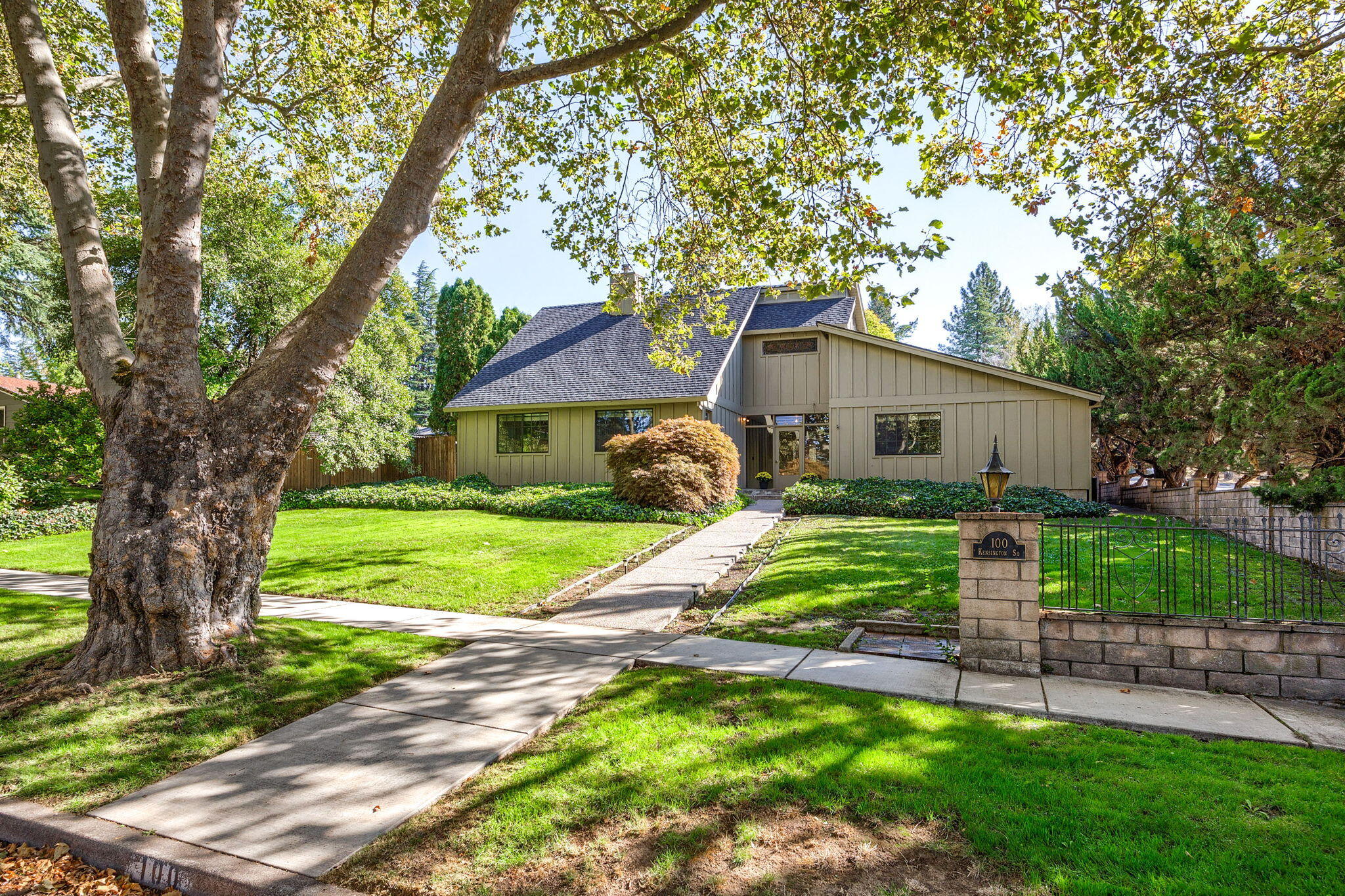 Kensington Sq, Medford, OR 97504