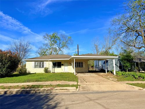 10618 Leitrim Way, Houston, TX, 77047-1125 | Card Image