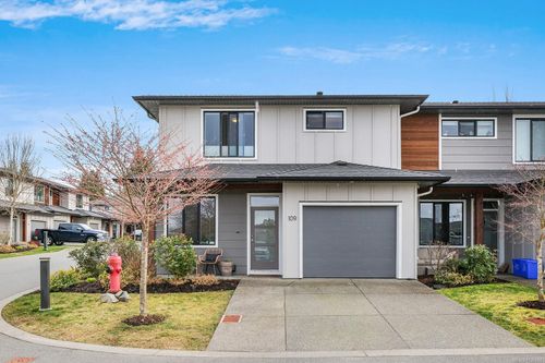 109-2607 Kendal Ave, Cumberland, BC, V0R1S0 | Card Image