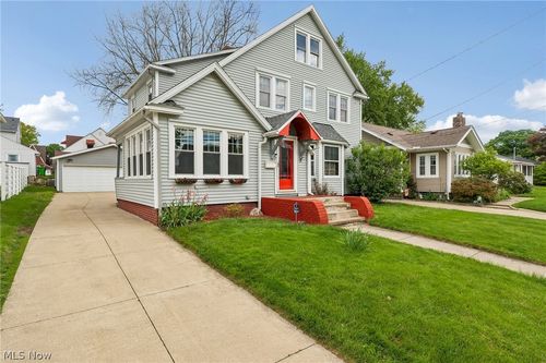 403 Baird Ave, Barberton, OH, 44203-3303 | Card Image