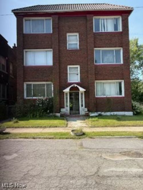1724 Hartshorn Rd, East Cleveland, OH, 44112-4262 | Card Image