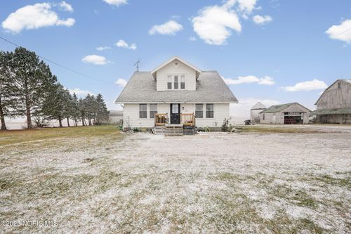 611 County Road 11, Liberty Center, OH, 43532-9799 | Card Image