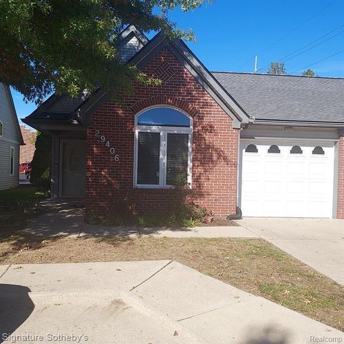 2-29406 Meadow Lane, Garden City, MI, 48135 | Card Image