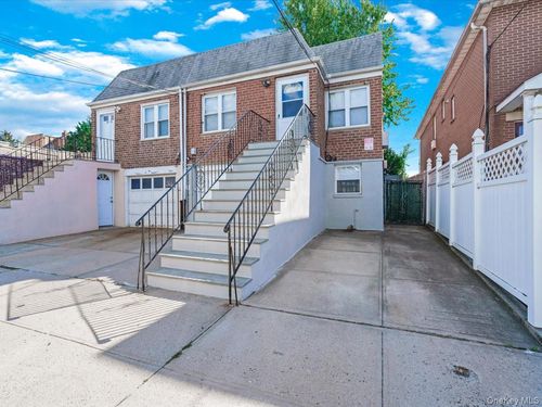 66 Clinton Ave, Maspeth, NY, 11378-1632 | Card Image