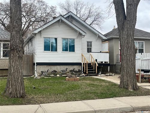 1166 Retallack St, Regina, SK, S4T2H5 | Card Image