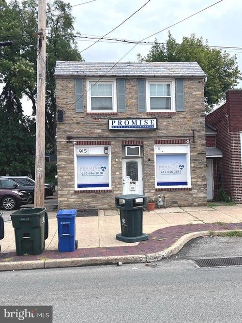 915 Township Line Rd, Elkins Park, PA, 19027-1933 | Card Image