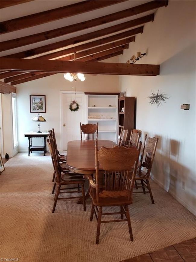 1695 Elk Spur Rd, House other with 3 bedrooms, 2 bathrooms and null parking in Fancy Gap VA | Image 9