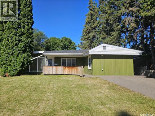 1971 99th St, North Battleford, SK, S9A0S1 | Card Image