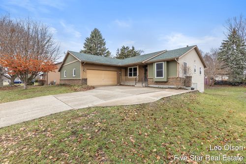 4451 Blackfoot Dr Sw, Grandville, MI, 49418-2273 | Card Image