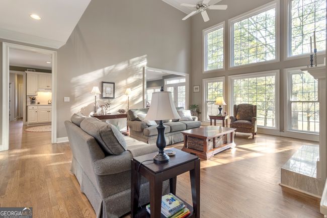 8040 Classic Dr, House other with 7 bedrooms, 5 bathrooms and 6 parking in Jonesboro GA | Image 9