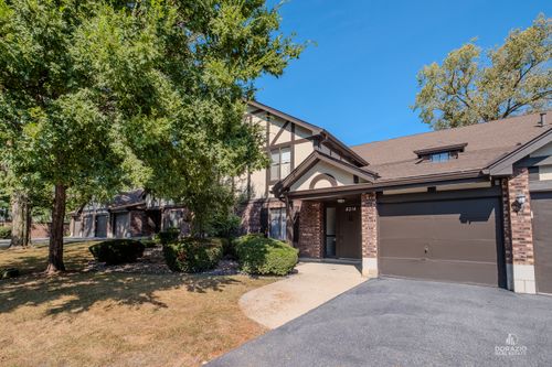 8a-8216 Mulberry Ct, Palos Hills, IL, 60465-2519 | Card Image