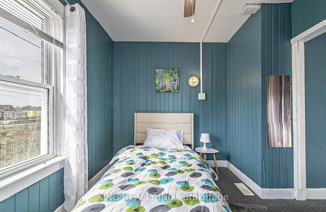 42 Wahneta Ave, House other with 4 bedrooms, 2 bathrooms and 2 parking in Lasalle ON | Image 11