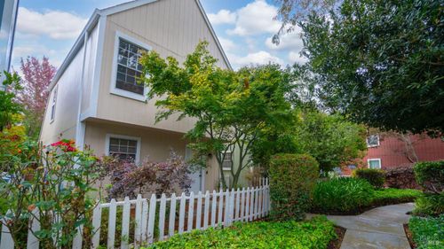 8373 Windmill Farms Drive, Cotati, CA, 94931 | Card Image