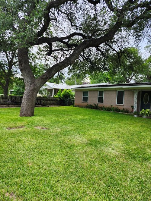 11702 Hornsby St, Austin, TX, 78753-2113 | Card Image