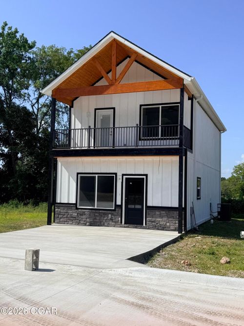 17 Havenway Avenue, Pineville, MO, 64856 | Card Image