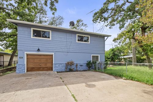 902 Sherwood Forest Dr, Granite Shoals, TX, 78654-2318 | Card Image