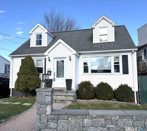 1584 Madison Ave, Bridgeport, CT, 06606-4546 | Card Image