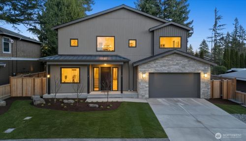 1020 107th Ave Se, Bellevue, WA, 98004-6845 | Card Image