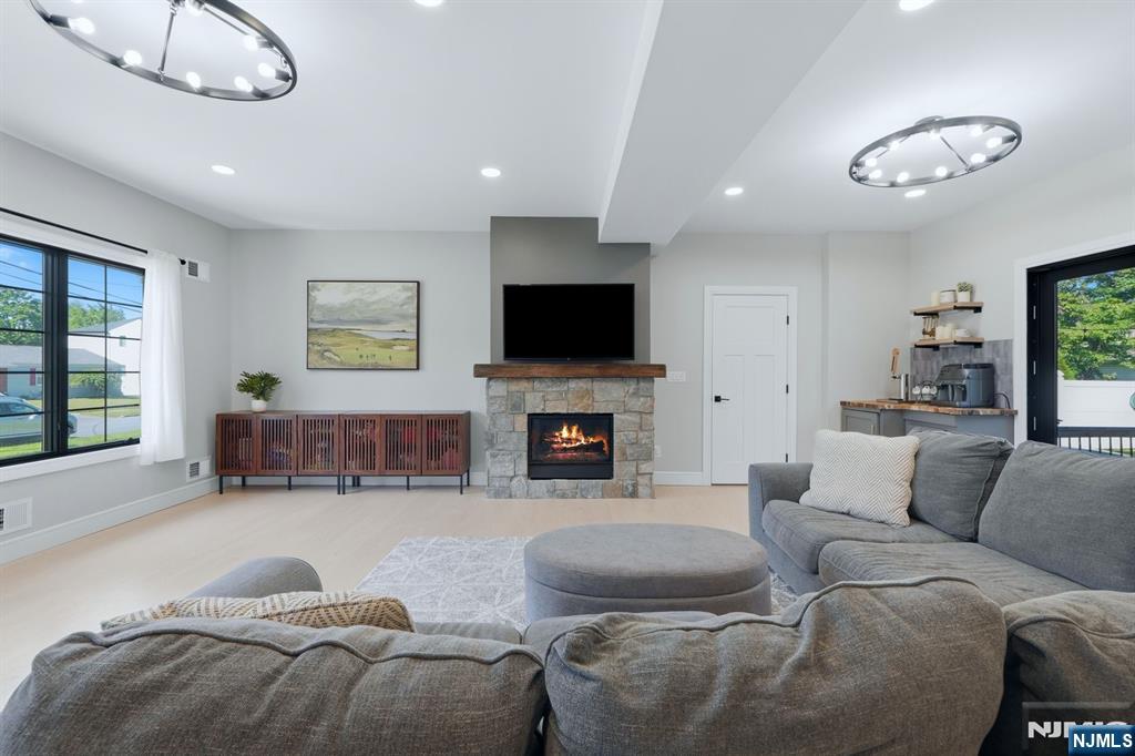 Residential in River Edge 3