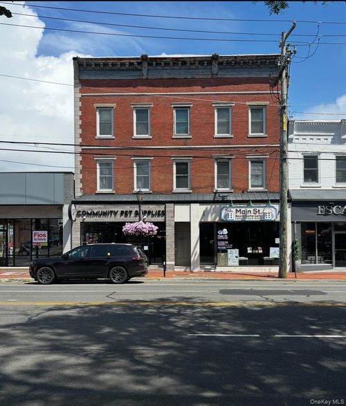 3e-307 Main Street, Huntington, NY, 11743 | Card Image