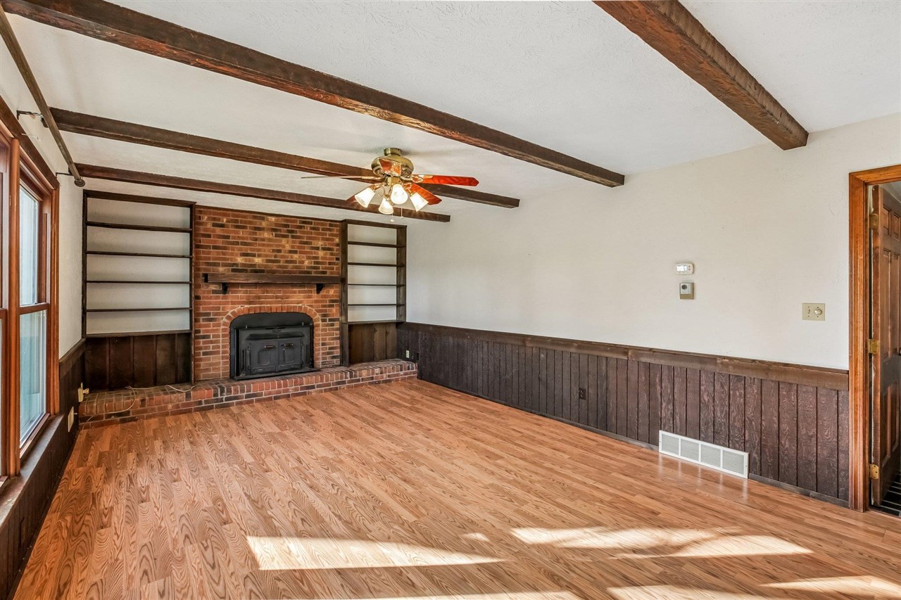 Residential in Rockfield 5