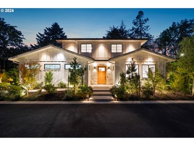 3884 Lake Grove Ave, House other with 5 bedrooms, 3 bathrooms and 2 parking in LakeOswego OR | Image 1