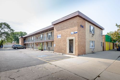 12f-5741 W 35th St, Cicero, IL, 60804-4230 | Card Image