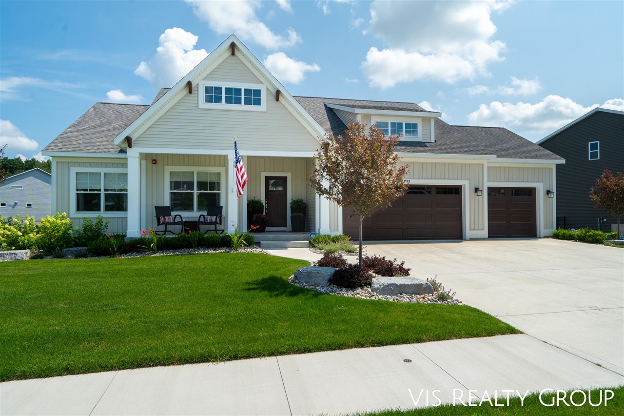 Arcadia Woods Dr, Spring Lake, MI 49456