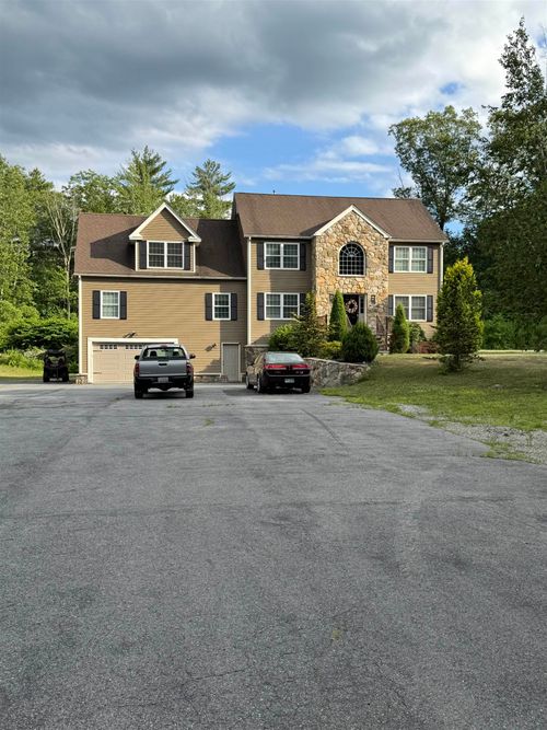 7 Coopers Grove Rd, Kingston, NH, 03848-3339 | Card Image