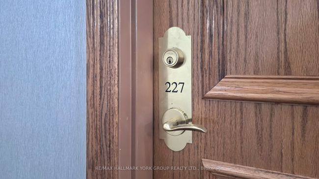 227 - 900 Bogart Mill Trail, Condo with 2 bedrooms, 2 bathrooms and 1 parking in Newmarket ON | Image 8