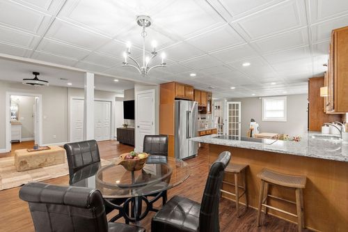 23 Chisholm Farm Dr, Stratham, NH, 03885-2164 | Card Image