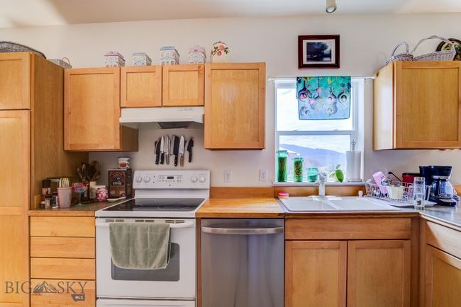 4 Elk Hills Rd, House other with 3 bedrooms, 2 bathrooms and null parking in Sheridan MT | Image 20