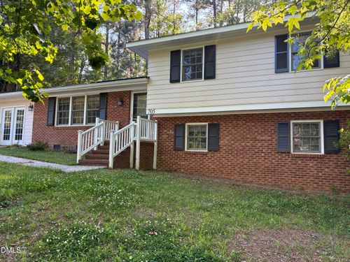 705 Northampton Drive, Cary, NC, 27513 | Card Image