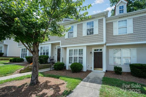 7518 Silver Arrow Dr, Charlotte, NC, 28273-5687 | Card Image