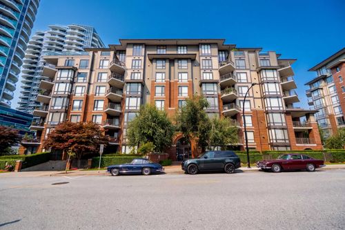 403-1551 Foster St, White Rock, BC, V4B5M1 | Card Image