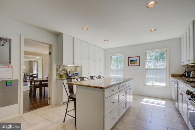 9004 Levelle Dr, House other with 5 bedrooms, 3 bathrooms and null parking in CHEVY CHASE MD | Image 16