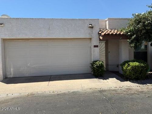 3-3243 N 38th St, Phoenix, AZ, 85018-6330 | Card Image