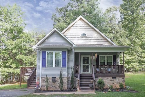 4285 Fox St, Randleman, NC, 27317-7746 | Card Image