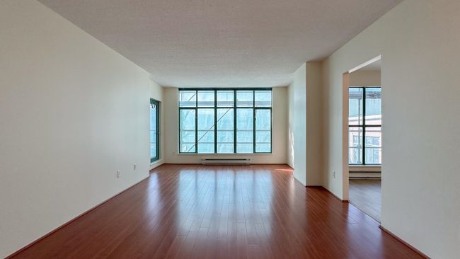 302 - 2468 E Broadway, Condo with 2 bedrooms, 2 bathrooms and 2 parking in Vancouver BC | Image 2