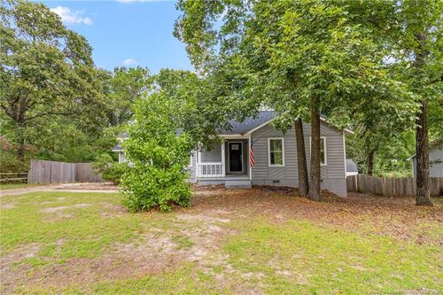 904 Dandridge Dr, Fayetteville, NC, 28303-5663 | Card Image