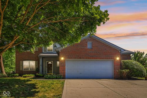 10792 Sawgrass Dr, Fishers, IN, 46037-9120 | Card Image